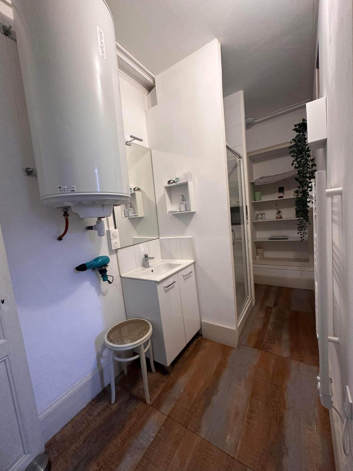 Le Compostelle Apartment Issoudun Exterior photo